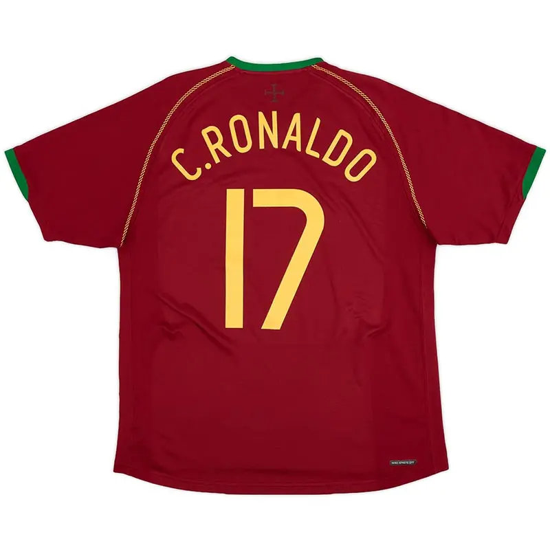 Camiseta C.RONALDO 17 Portugal retro 2006 Home