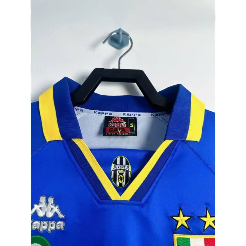 Camiseta Juventus Retro Away 1995/96 ML