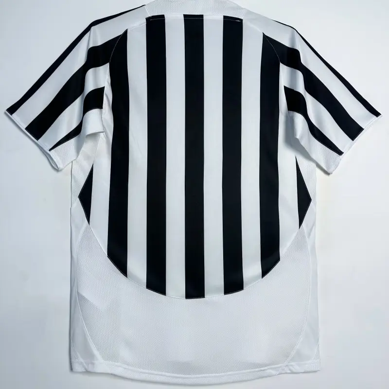Camiseta Juventus Retro 2003/04 Home