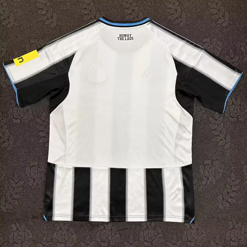 Camiseta Newcastle United 2025/2026 Home Negro/Blanco