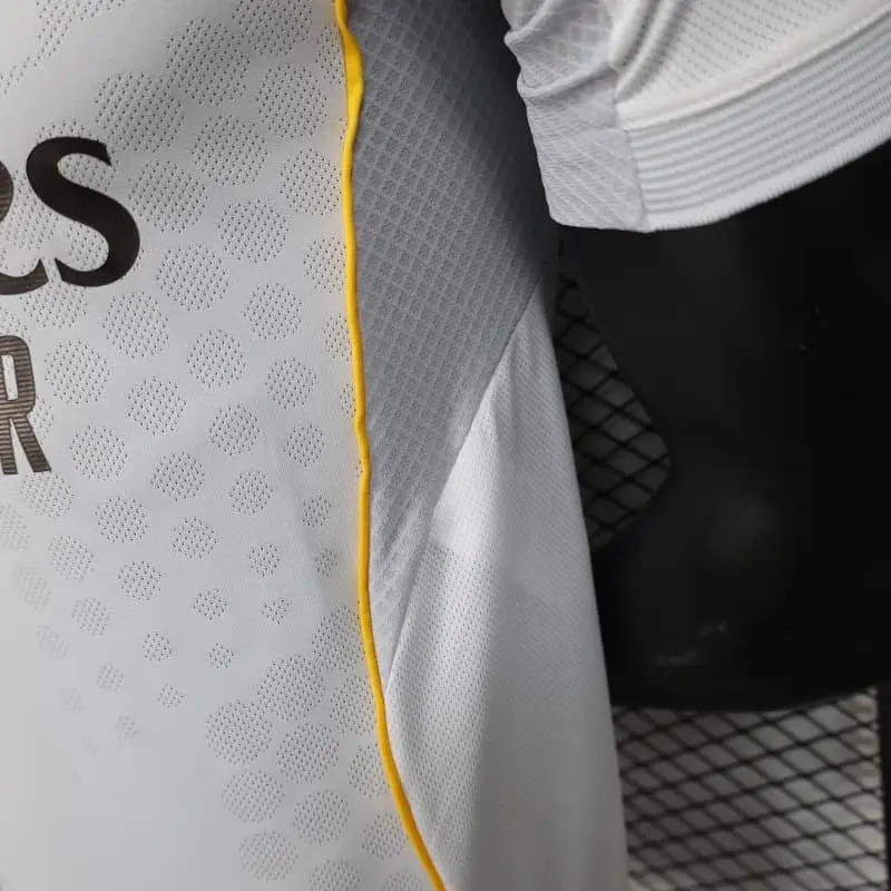 Camiseta Real Madrid 2025/2026 Home Blanco (EDICIÓN JUGADOR)