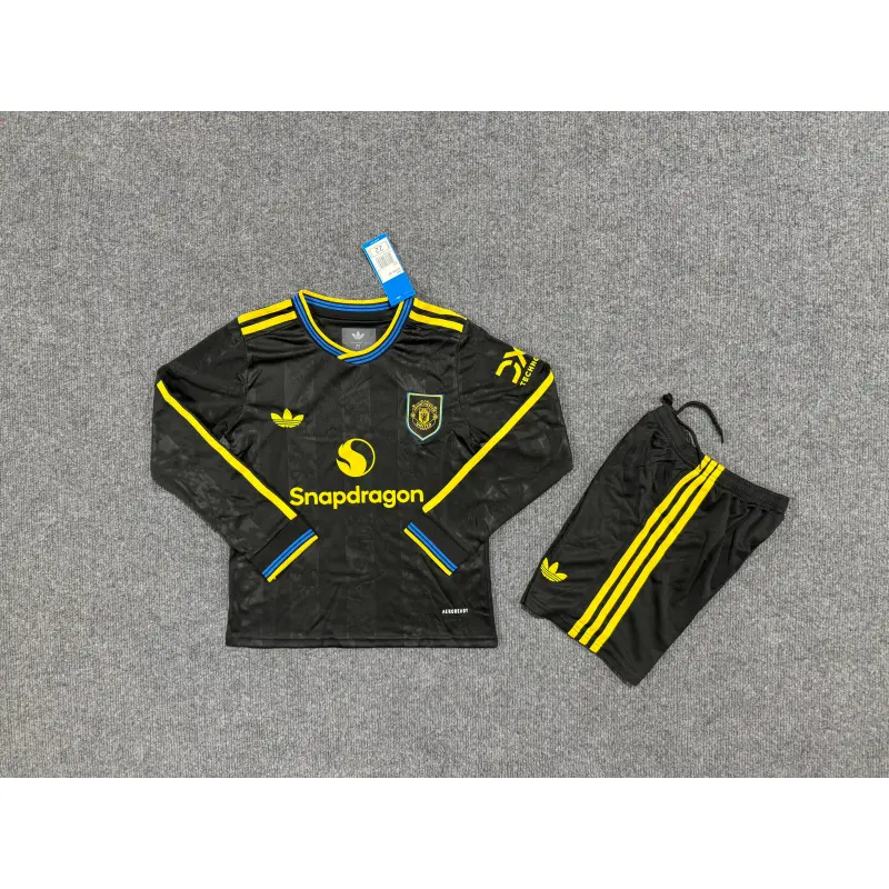 Camiseta Manchester United 2025/2026 Third ML Negro Niño Kit Camiseta Manchester United 2025/2026 Third ML Negro Niño Kit