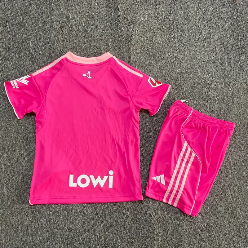 Camiseta Granada 2025/2026 4th Rosa Niño Kit con Parche La Liga
