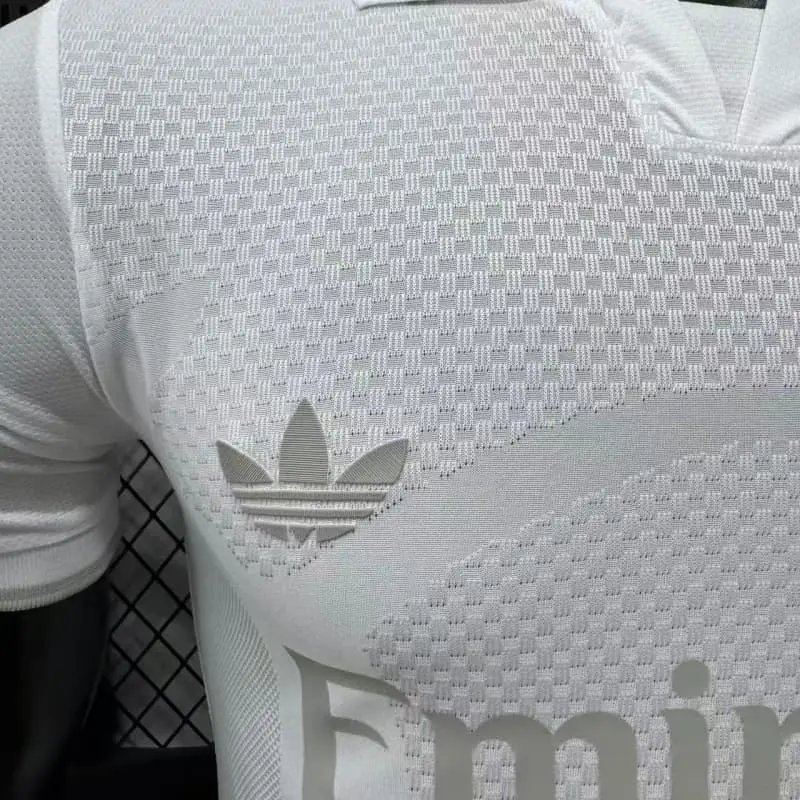 Camiseta Real Madrid 125 Aniversario Edición 2026/2027 Blanco (EDICIÓN JUGADOR)