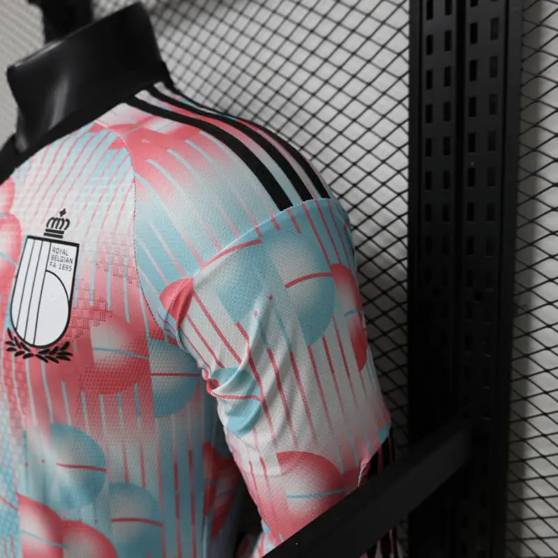 Camiseta Bélgica Away Mundial 2026 ML Rosa/Azul Claro (EDICIÓN JUGADOR)