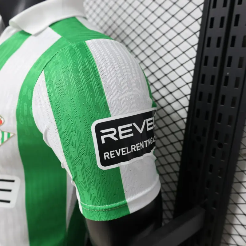 Camiseta Real Betis 2026/2027 Verde/Blanco Versión Retro (EDICIÓN JUGADOR)