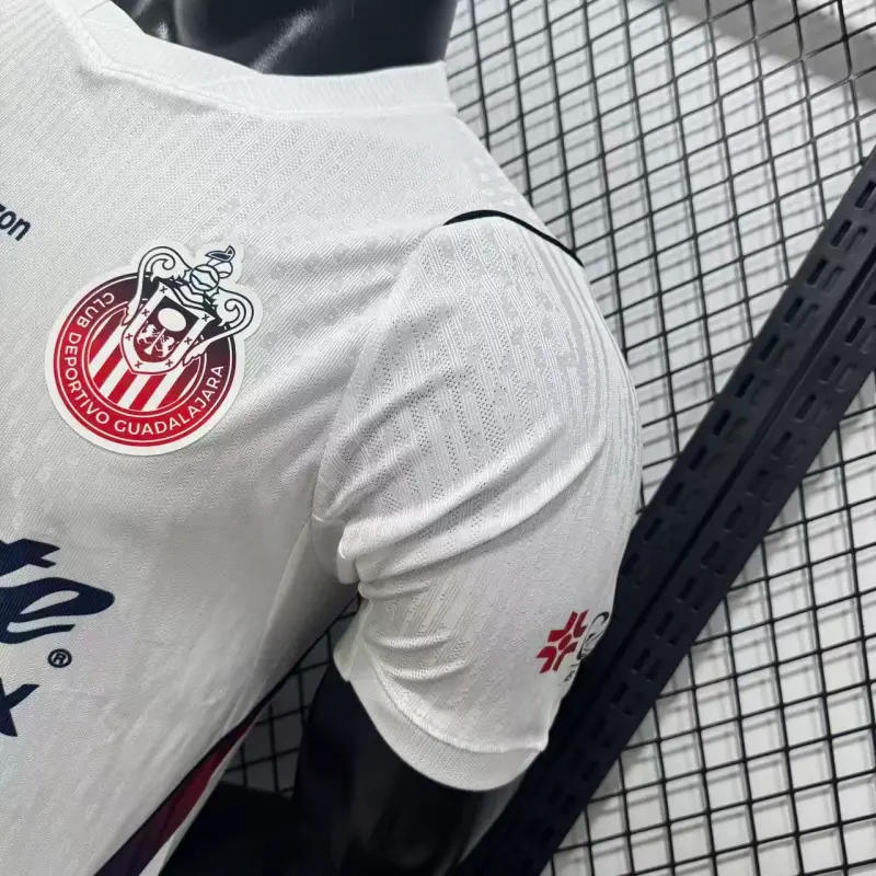 Camiseta Chivas Away Equipación 2026/2027 Blanco (EDICIÓN JUGADOR)