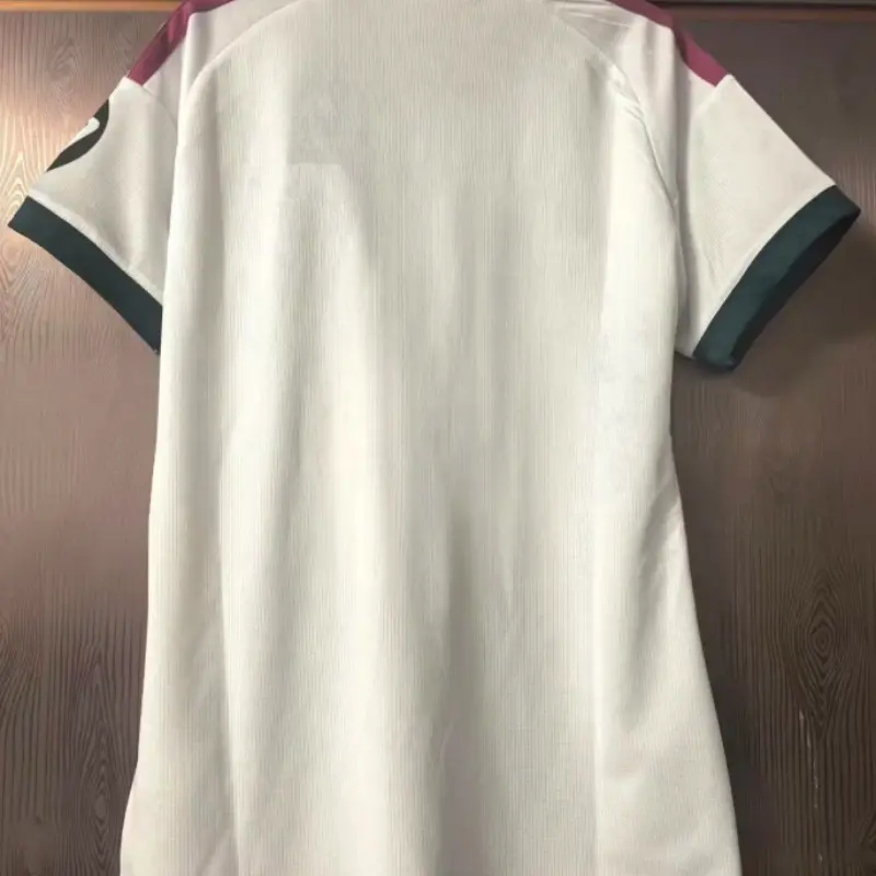 Camiseta Real Madrid Home Equipación 2026/2027 Blanco Mujer con Parche HP