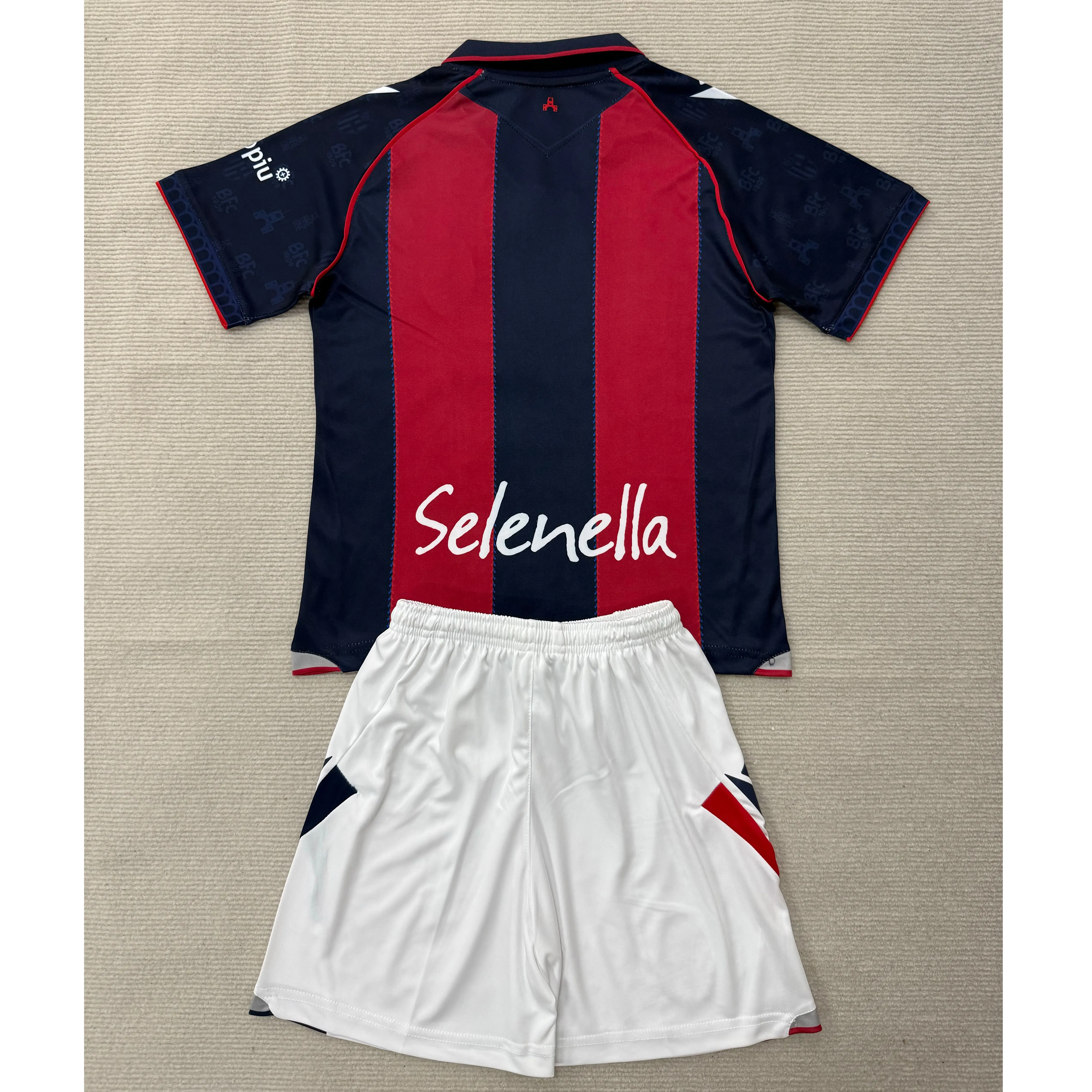 Camiseta Bologna Home Equipación 2026/2027 Rojo/Azul Niño Kit
