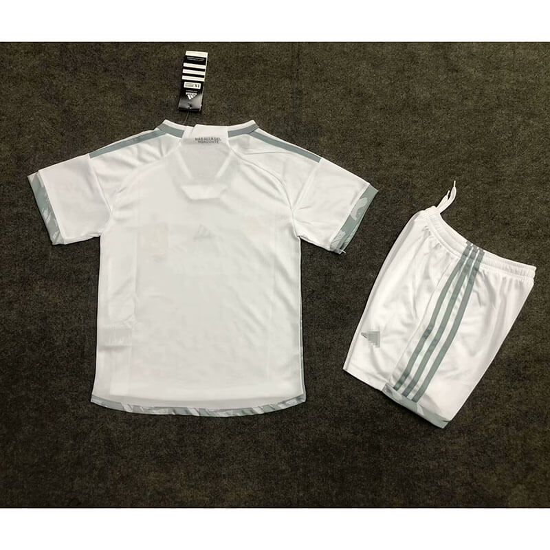 Camiseta Universidad de Chile 2024/2025 Away Niño Kit