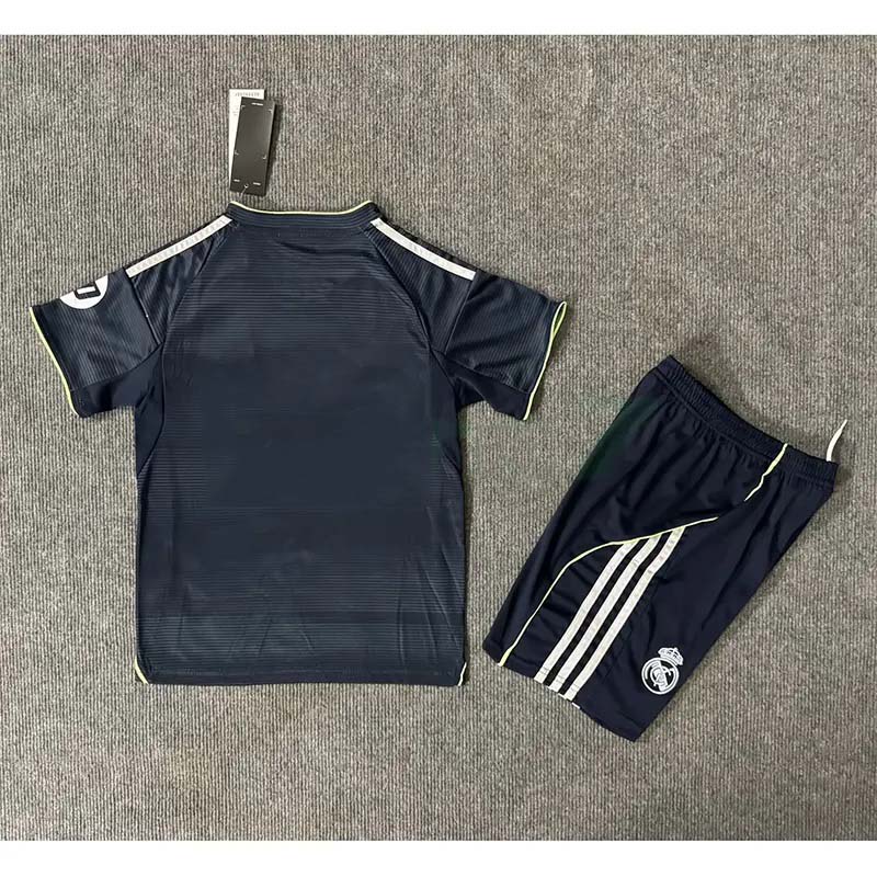Camiseta Real Madrid Negro 2025/2026 Niño Kit